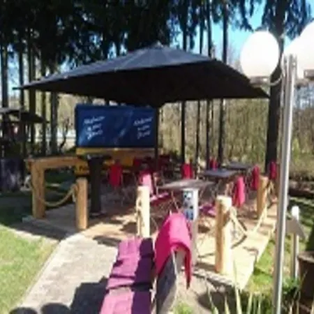 In Mit Terrasse 펜션 파르힘